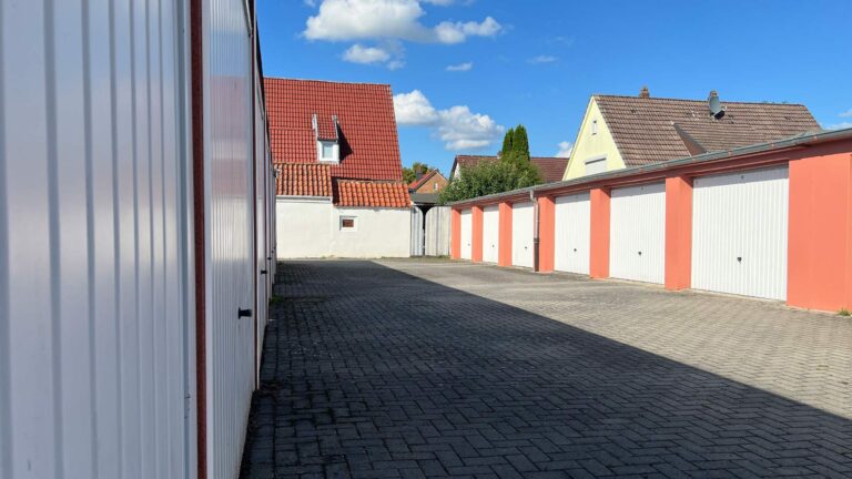 Garagenhof in der Jadelehstraße 6 in Wilhelmshaven