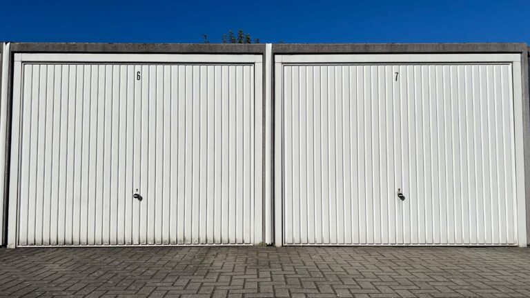 Garagenhof im Stadtteil Tonndeich in Wilhelmshaven